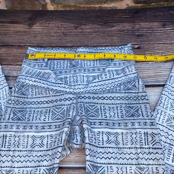 ✨NIYAMA SOL MOONFLOWER TRIBAL PRINT BAREFOOT FULL LENGTH LEGGINGS XS - Picture 7 of 9